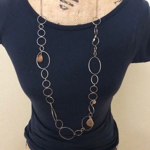 🎉CLOSET CLEARANCE🎉 Premier Gold Hoop Necklace